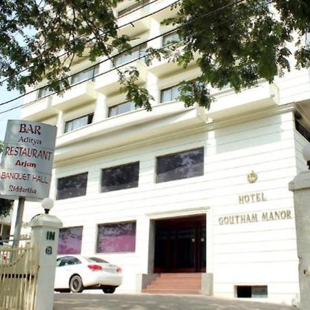 Hotel Goutham Manor Ченай Екстериор снимка