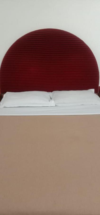 Hotel Goutham Manor Ченай Екстериор снимка